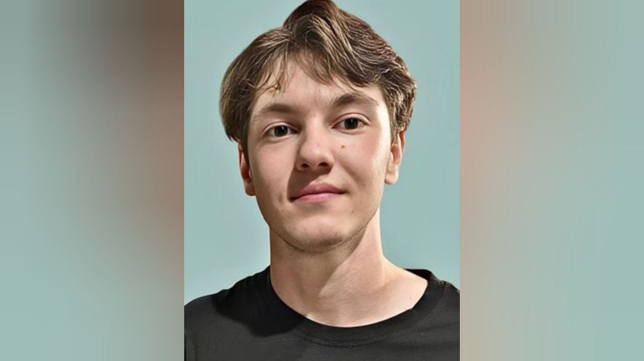 В Саратове без вести пропал 19-летний Егор Преин В Саратове без вести пропал 19-летний Егор Преин